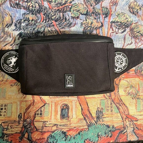 Chrome Unisex Crossbody Sling Bag, Waist or Hip Pack - Picture 2 of 6